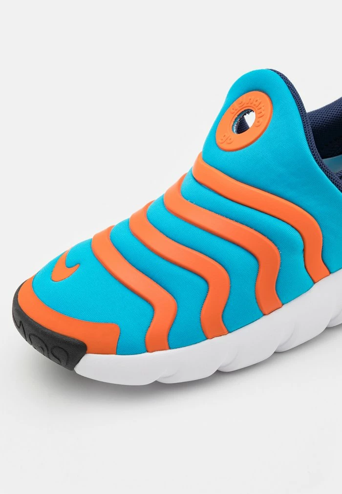 Nike Sportswear DYNAMO GO BP UNISEX - Slip-ons - Laser Blue/safety Orange/midnight Navy/white - Image 6