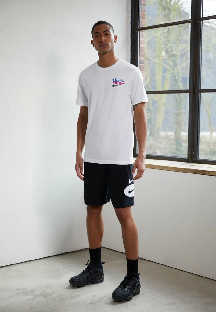 Nike Sportswear Shorts - Black