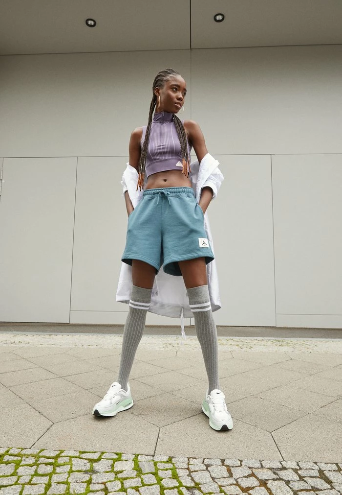 Nike Sportswear W AIR MAX BLISS NN - Trainers - Summit White/metallic Silver/black/light Silver/enamel Green/barely Green - Image 4