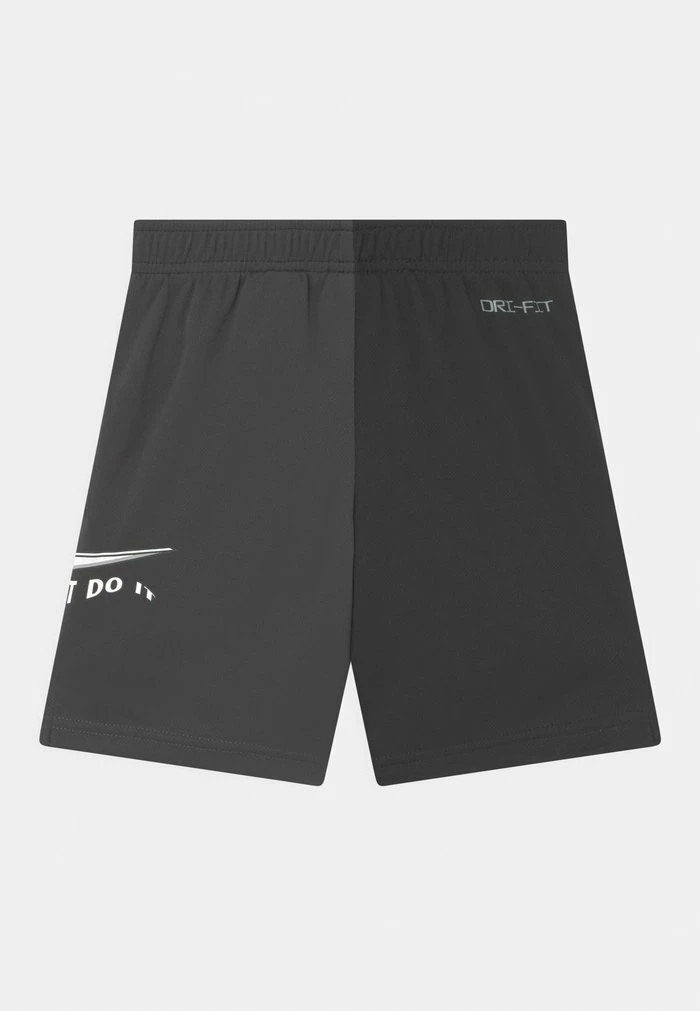 Nike Sportswear UNISEX - Shorts - Black - Image 2