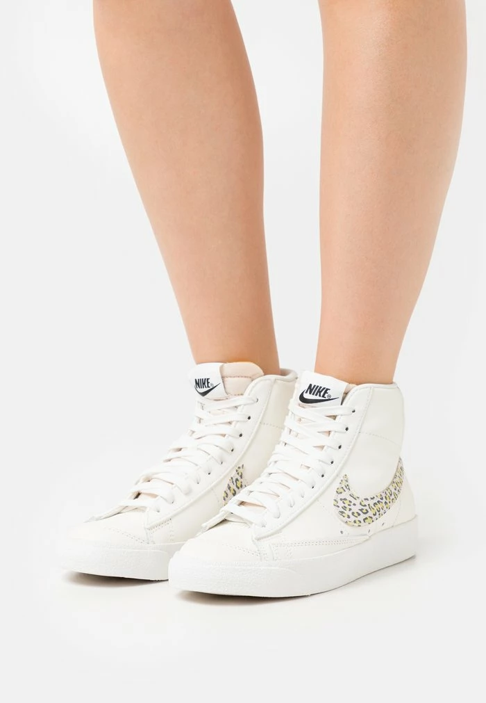 Nike Sportswear BLAZER 77 - High-top Trainers - Sail/light Lemon Twist/black/summit White