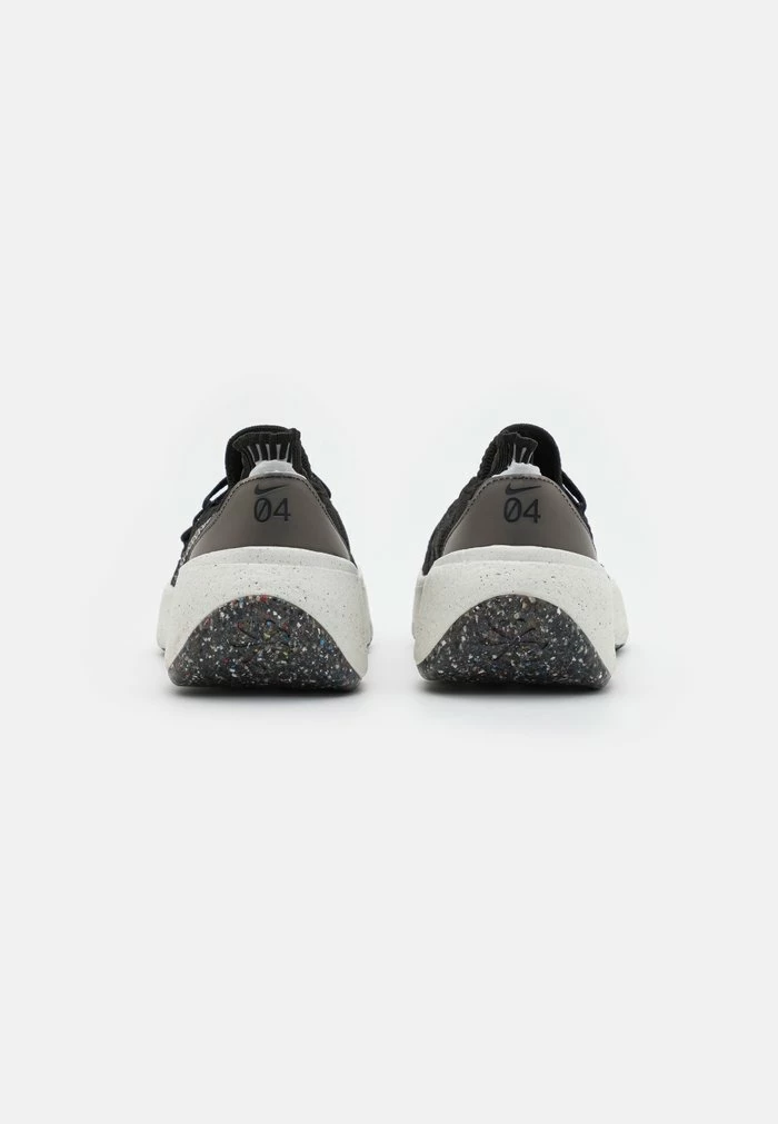 Nike Sportswear SPACE HIPPIE 04 - Trainers - Black/light Smoke Grey/sail - Image 3