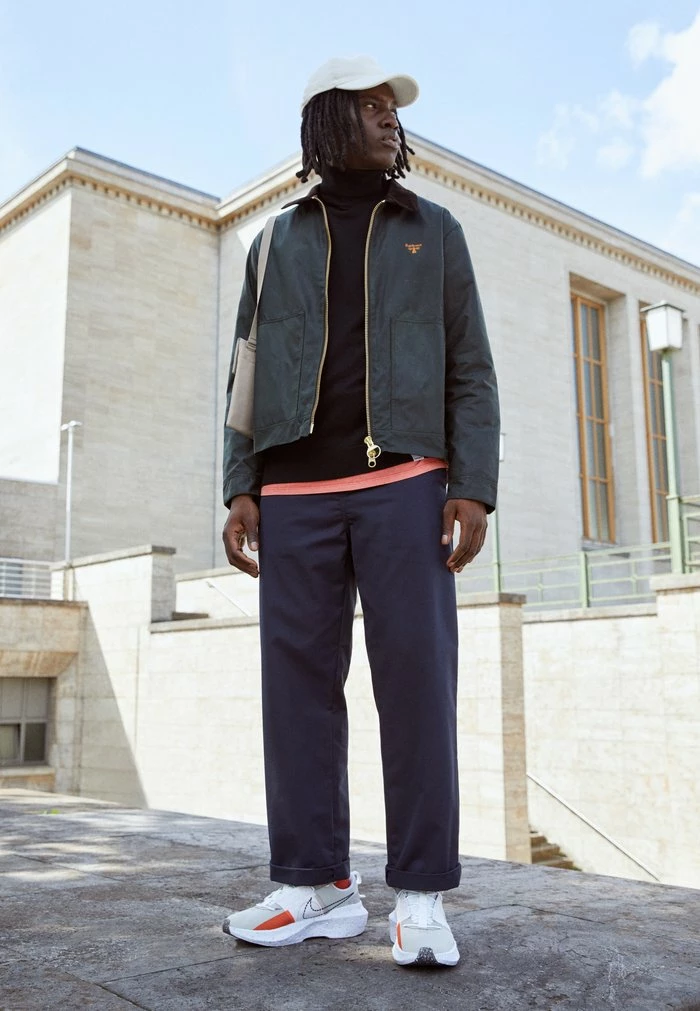 Nike Sportswear CRATER IMPACT - Trainers - Cream/armory Navy/summit White/orange/black