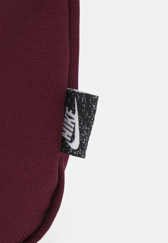 Nike Sportswear HERITAGE CROSSBODY BAG UNISEX - Across Body Bag - Dark Beetroot/pink Oxford - Image 4