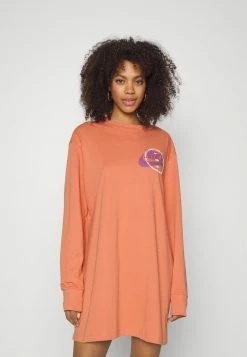 Nike Sportswear DRESS - Jersey Dress - Madder Root