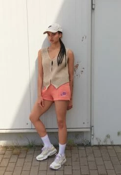 Nike Sportswear TREND - Shorts - Madder Root