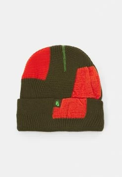Nike Sportswear BEANIE UTILITY PATCH UNISEX - Beanie - Rough Green