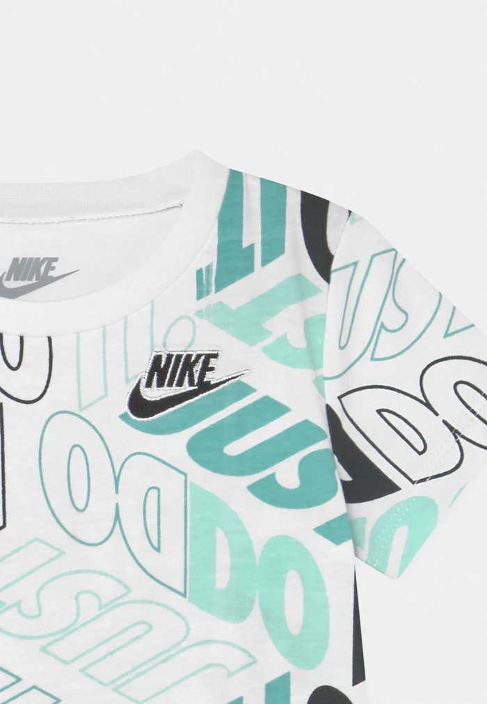 Nike Sportswear BLOCK SET - Print T-shirt - Black - Image 4