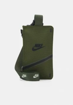 Nike Sportswear LANYARD BADGE ZIP UNISEX - Wallet - Rough Green/black