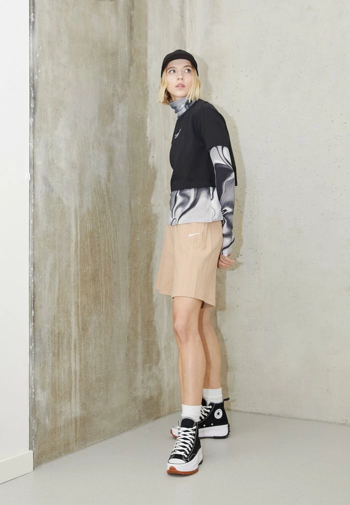 Nike Sportswear Shorts - Hemp/white