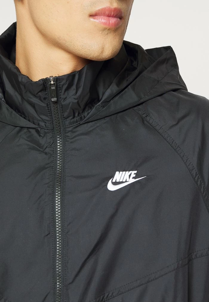 Nike Sportswear CLUB TRACK - Windbreaker - Black/white - Image 8