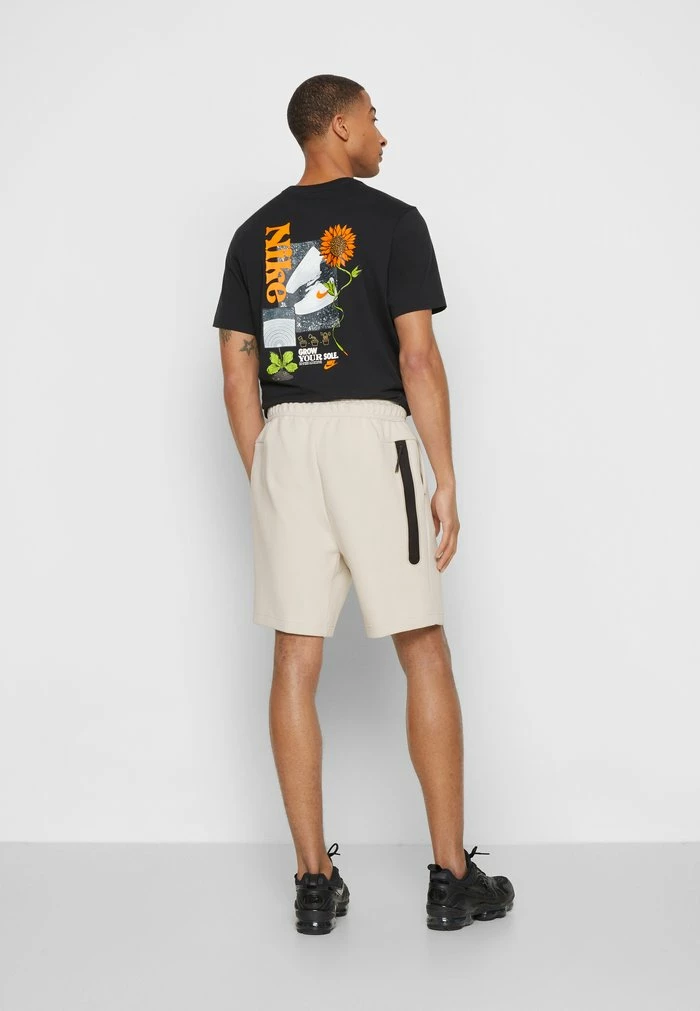 Nike Sportswear Shorts - Beige/black - Image 4