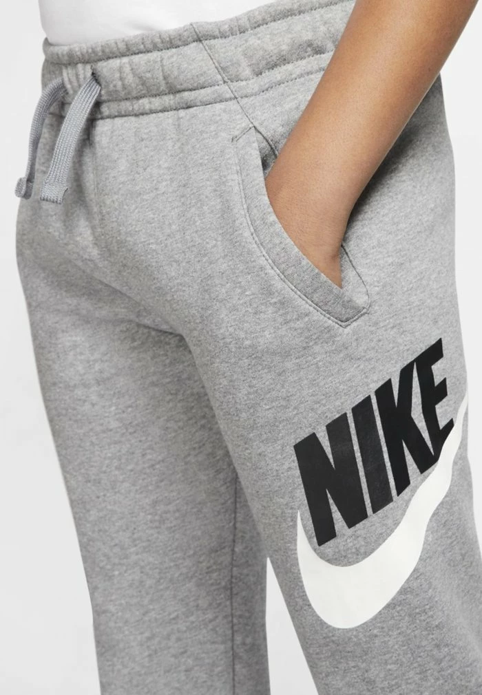 Nike Sportswear UNISEX - Tracksuit Bottoms - Carbon Heather/smoke Grey - Image 5