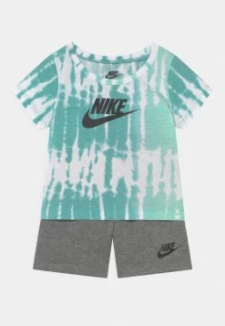 Nike Sportswear TIE DYE TEE SET - Shorts - Carbon Heather