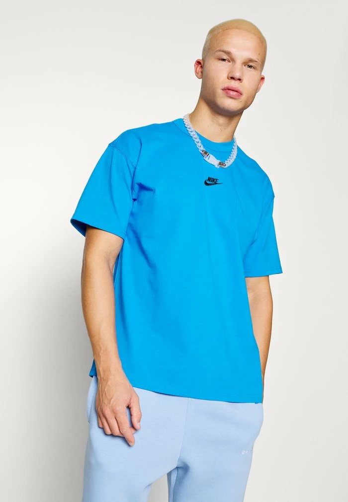 Nike Sportswear SUST TEE - Basic T-shirt - Light Photo Blue/black