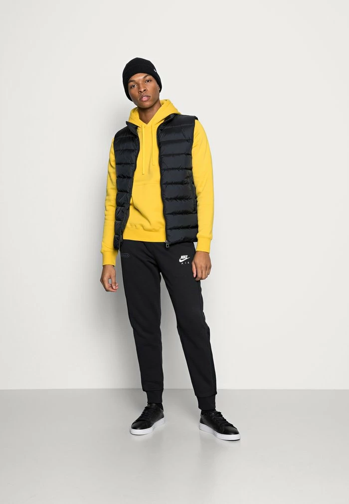 Nike Sportswear CLUB HOODIE - Hoodie - Vivid Sulfur - Image 2