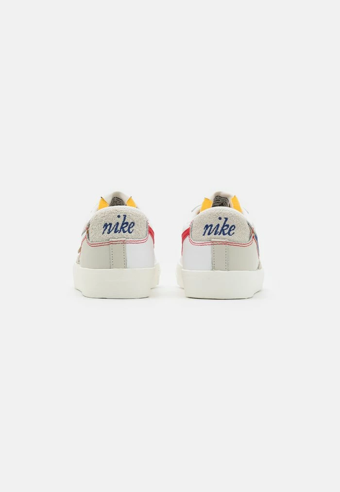 Nike Sportswear BLAZER '77 UNISEX - Trainers - Light Bone/summit White/university Red/deep Royal Blue/sail/summit White - Image 5