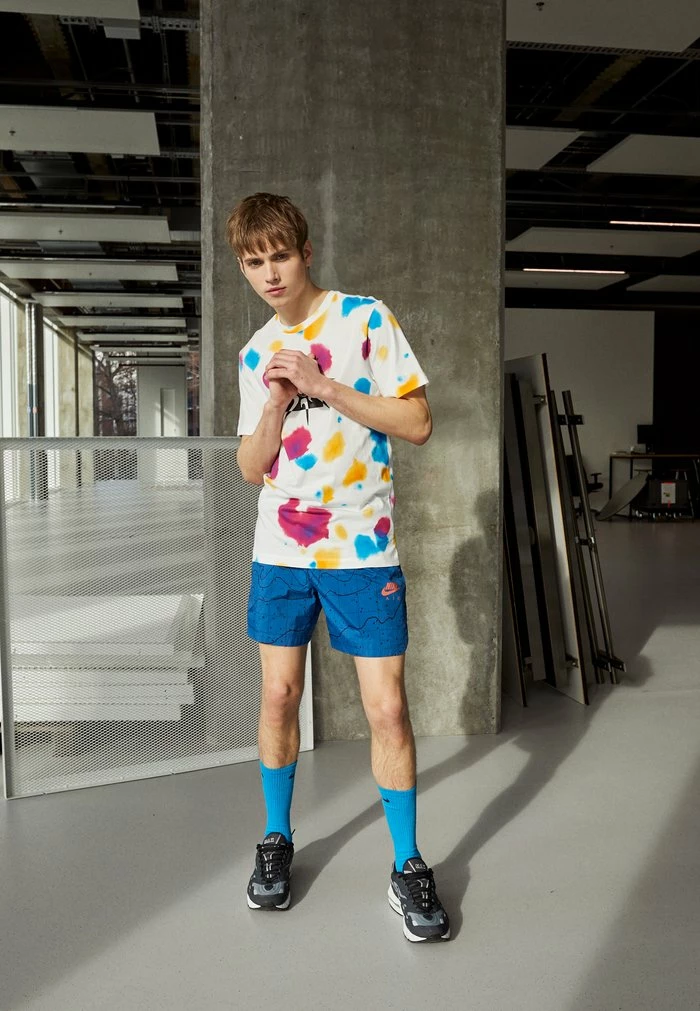 Nike Sportswear FESTIVAL TEE - Print T-shirt - White