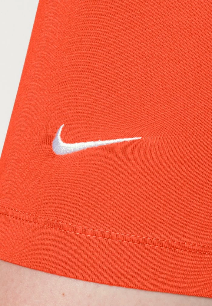 Nike Sportswear BIKER - Shorts - Mantra Orange/white - Image 5