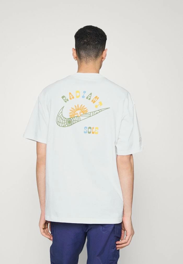 Nike Sportswear TEE SOLE - Print T-shirt - White - Image 3
