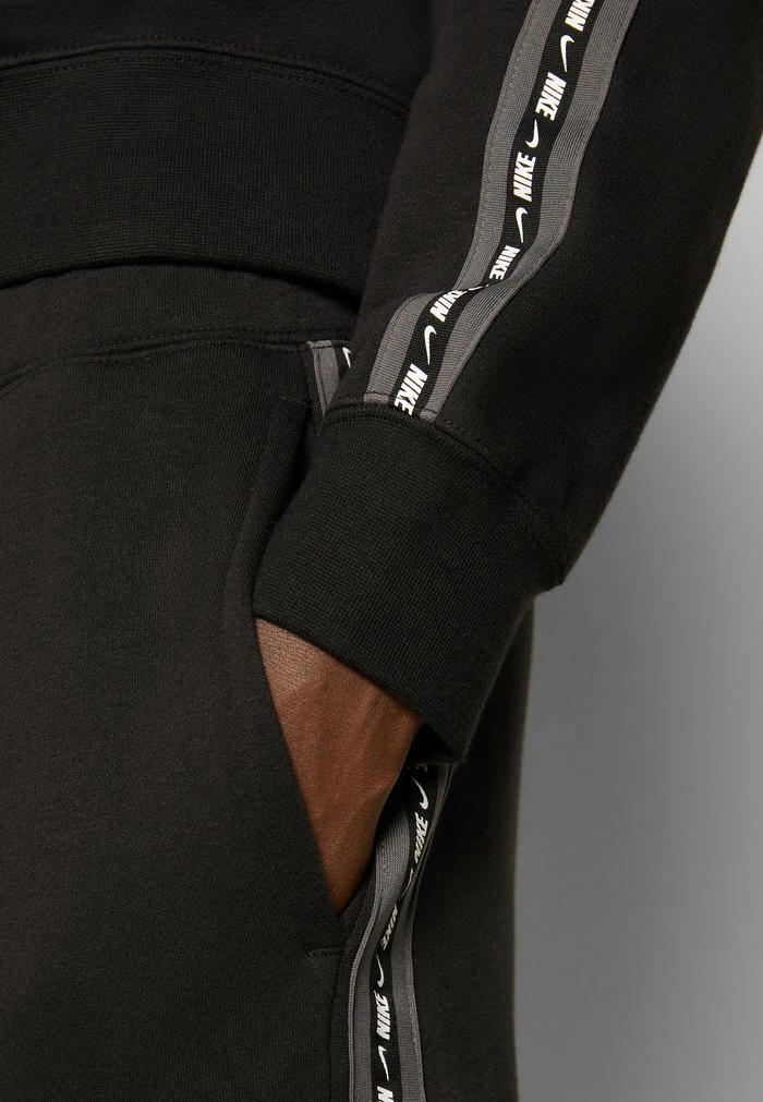 Nike Sportswear M NSW REPEAT FLC BB - Cargo Trousers - Black/iron Grey - Image 7