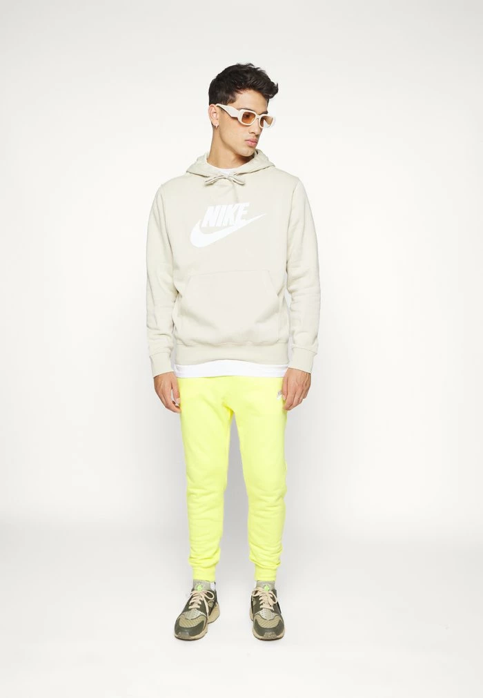 Nike Sportswear CLUB HOODIE - Hoodie - Rattan/white - Image 2