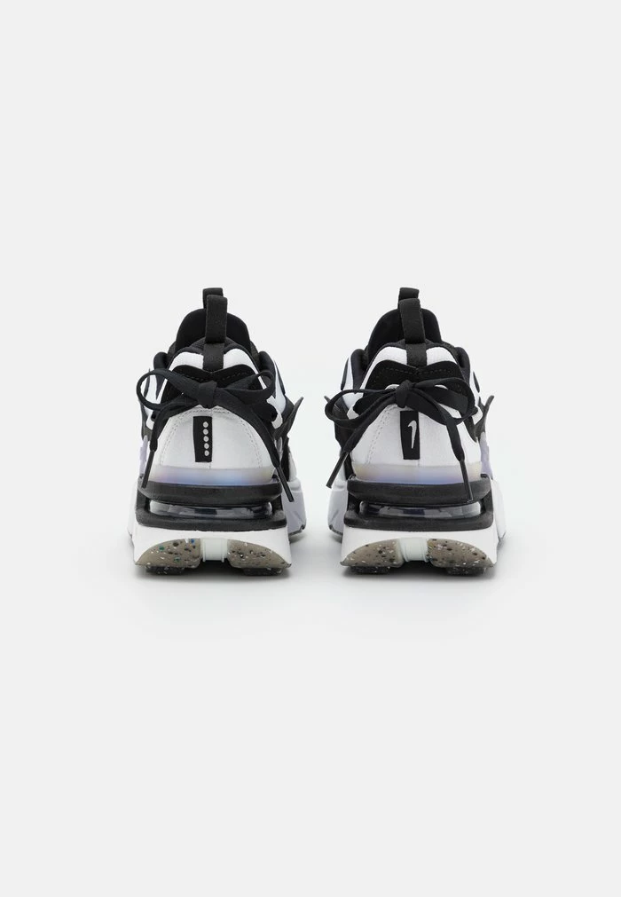 Nike Sportswear AIR MAX FURYOSA - Trainers - Black/summit White - Image 4