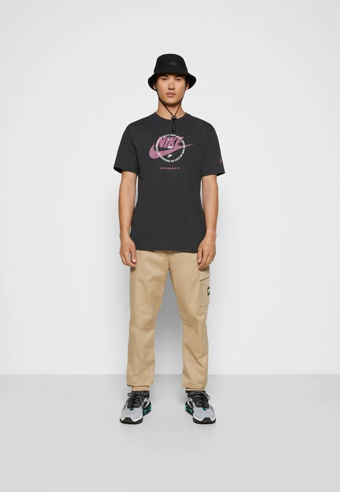 Nike Sportswear TEE - Print T-shirt - Off Noir - Image 2