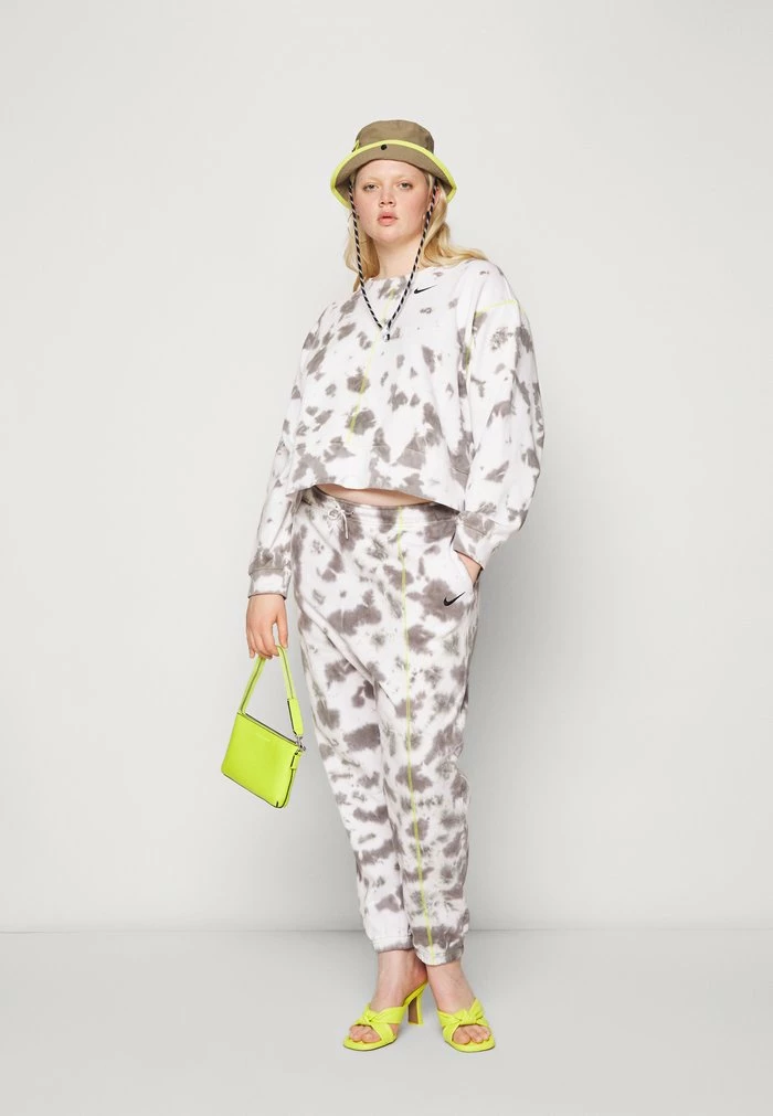 Nike Sportswear CREW - Sweatshirt - Flat Pewter/atomic Green/black - Image 2