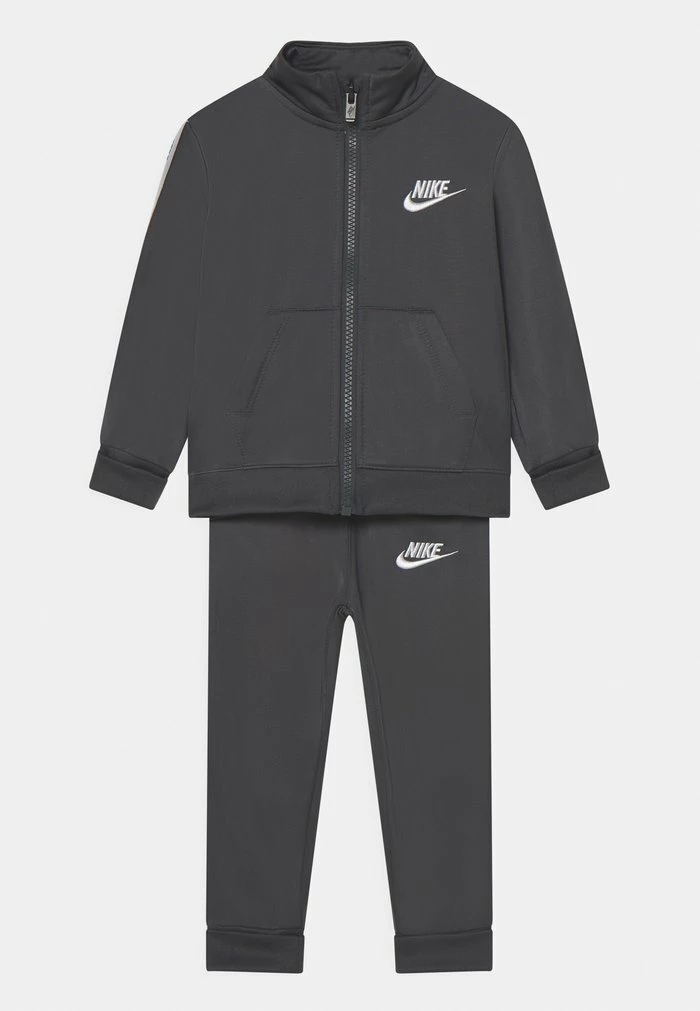 Nike Sportswear SUSTAINABLE SET - Tracksuit - Anthracite