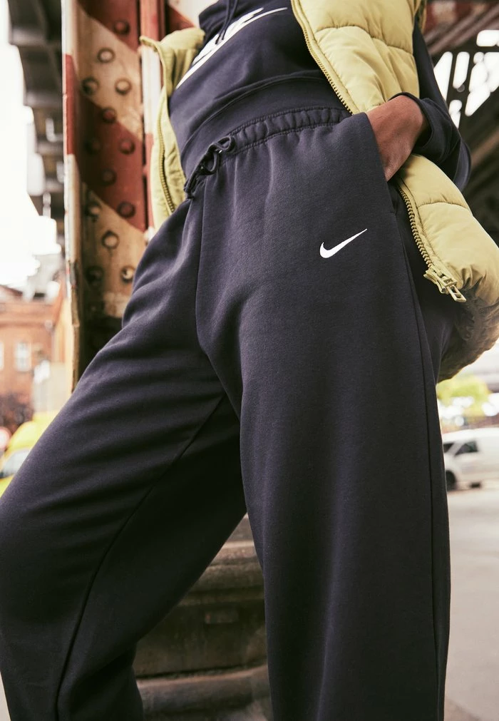 Nike Sportswear Tracksuit Bottoms - Black/white - Image 3