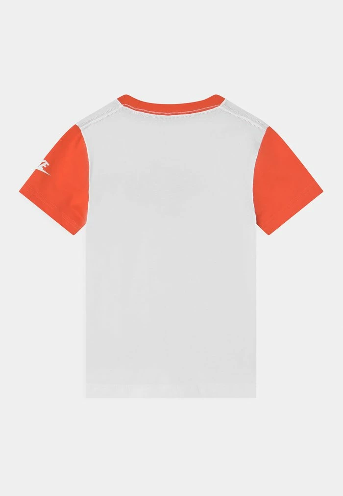 Nike Sportswear COLORBLOCK TEE - Print T-shirt - White - Image 2