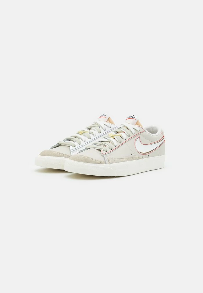 Nike Sportswear BLAZER '77 UNISEX - Trainers - Light Bone/summit White/university Red/deep Royal Blue/sail/summit White - Image 4