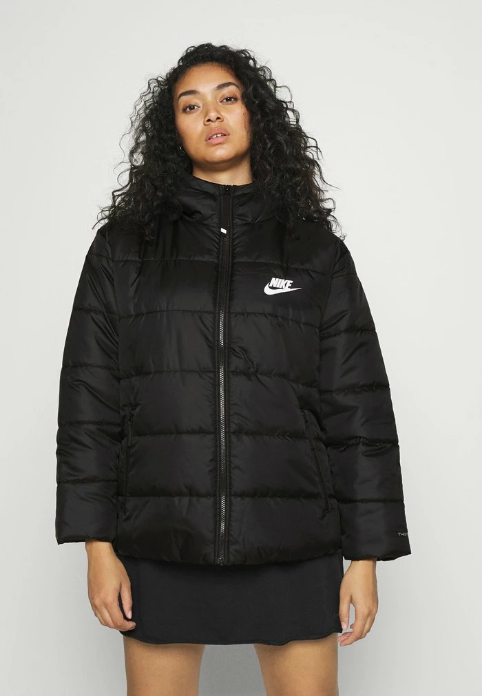 Nike Sportswear CLASSIC PLUS - Winter Jacket - Black