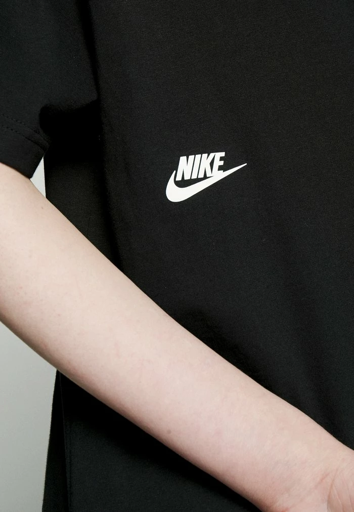 Nike Sportswear Print T-shirt - Black - Image 8