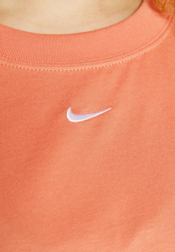 Nike Sportswear PLUS - Basic T-shirt - Madder Root/white - Image 6
