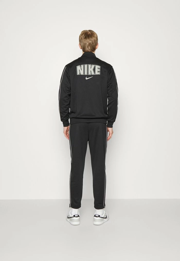 Nike Sportswear RETRO PANT - Tracksuit Bottoms - Black - Image 4