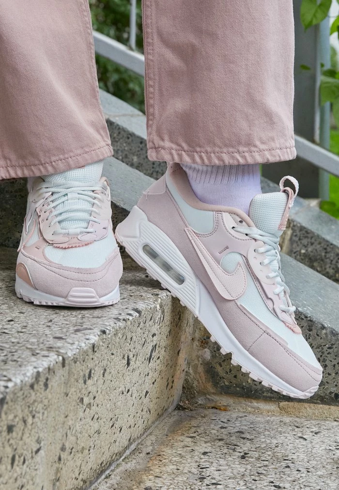 Nike Sportswear W AIR MAX 90 FUTURA - Trainers - Summit White/soft Pink/barely Rose/pink Oxford/white - Image 2