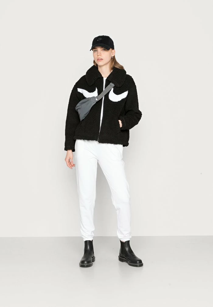 Nike Sportswear Winter Jacket - Black/white - Image 2