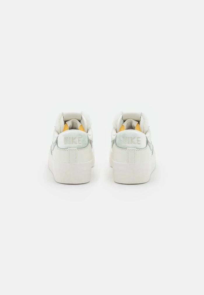 Nike Sportswear BLAZER PLATFORM - Trainers - Sail/metallic Silver - Image 3