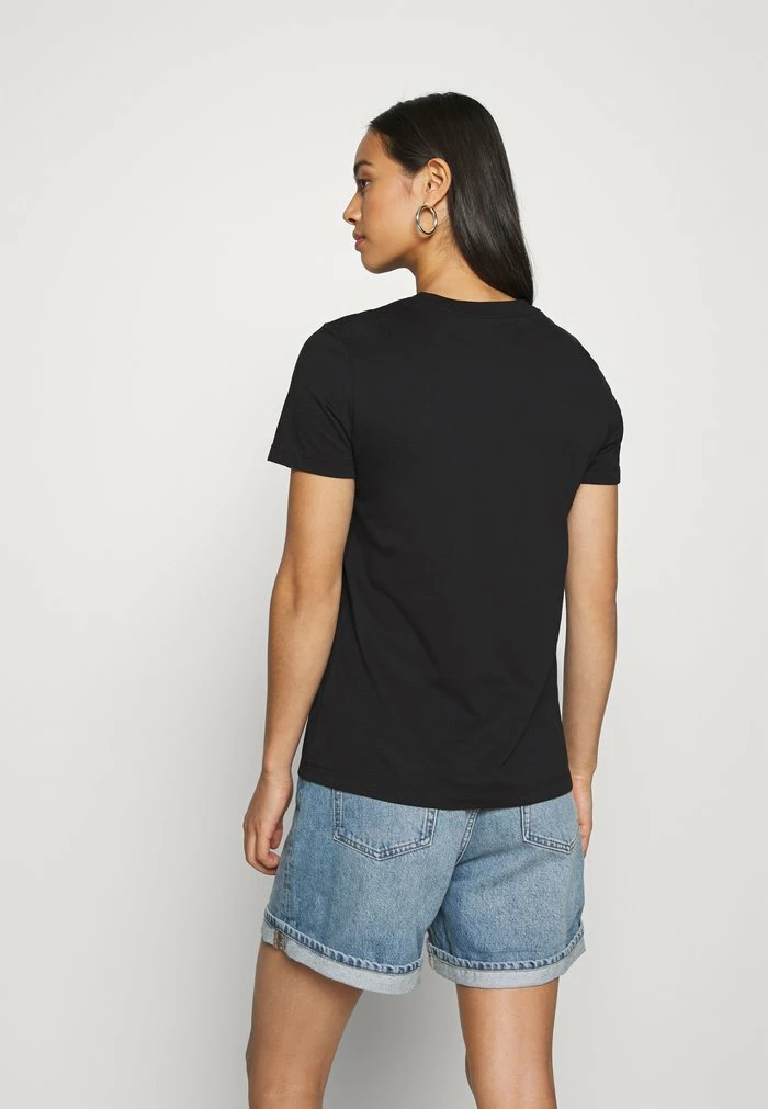 Nike Sportswear ESSNTL CREW LBR - Basic T-shirt - Black - Image 3
