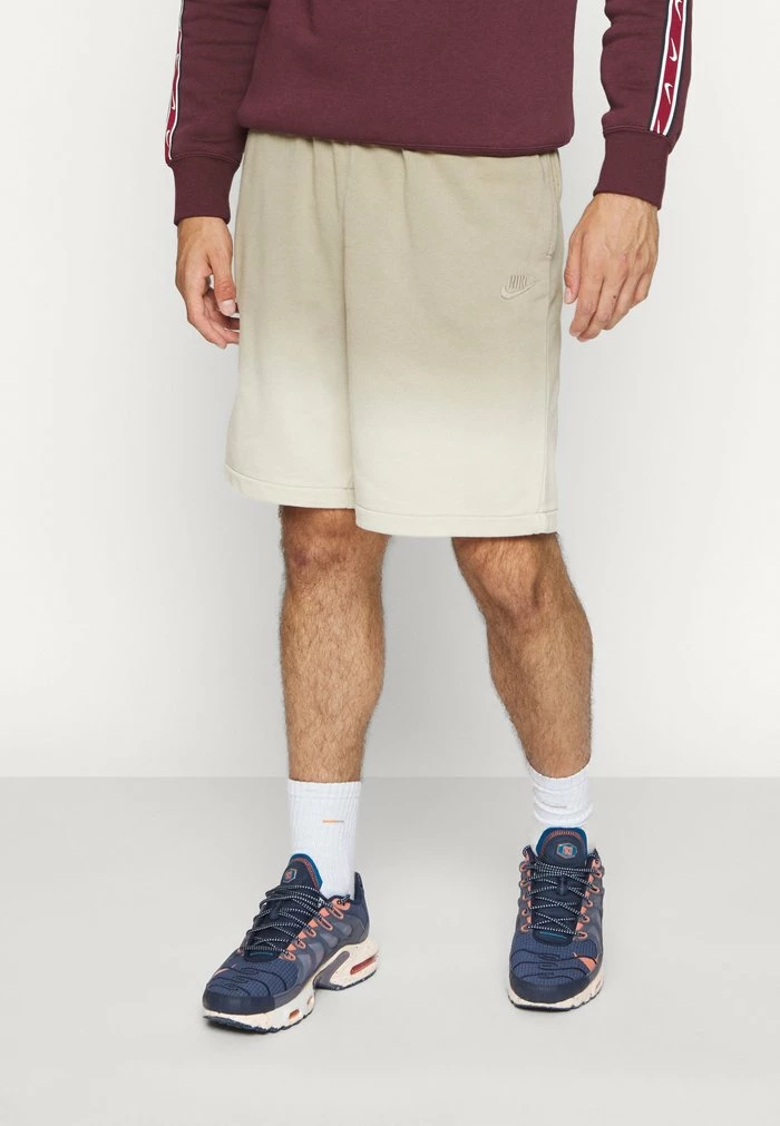 Nike Sportswear CLUB DIP DYE - Shorts - Khaki/rattan - Image 4