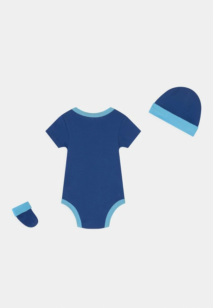 Nike Sportswear HAT BOOTIE SET UNISEX - Print T-shirt - Blue Gaze - Image 2