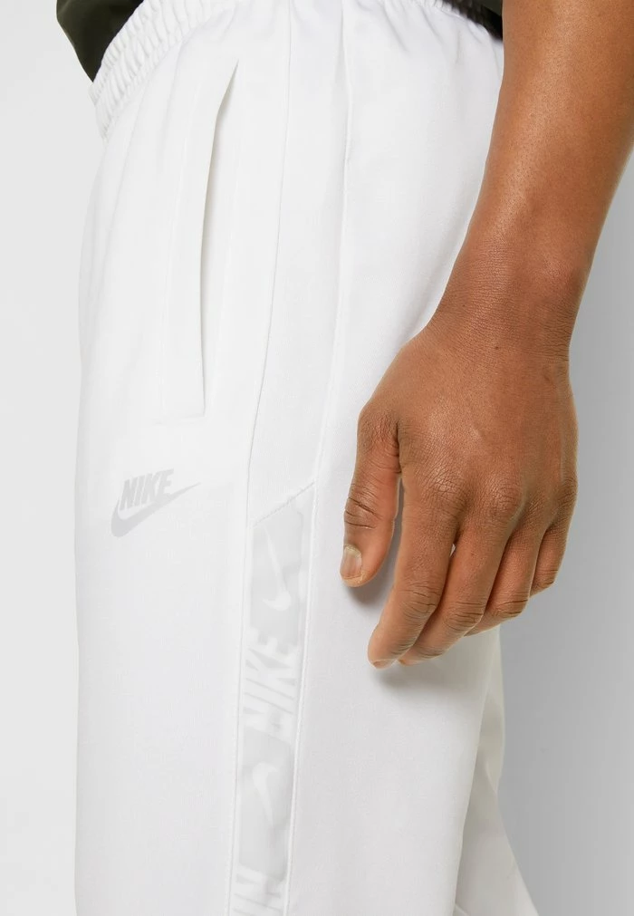 Nike Sportswear REPEAT JOGGER - Tracksuit Bottoms - White/white/(pure Platinum) - Image 7