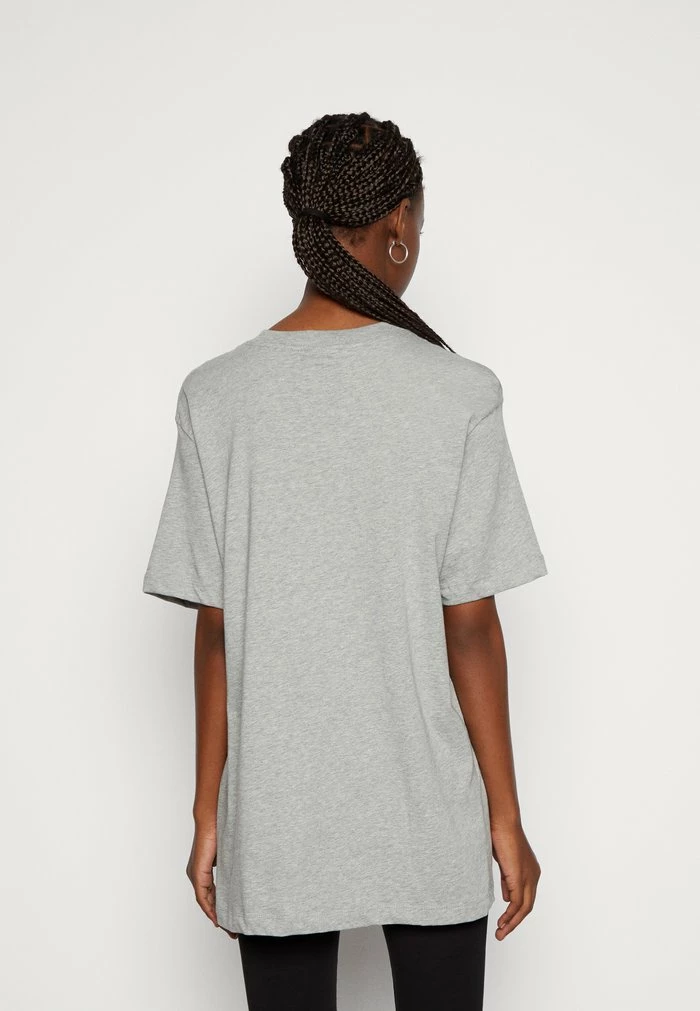Nike Sportswear LOOSE FIT TEE - Print T-shirt - Grey - Image 3