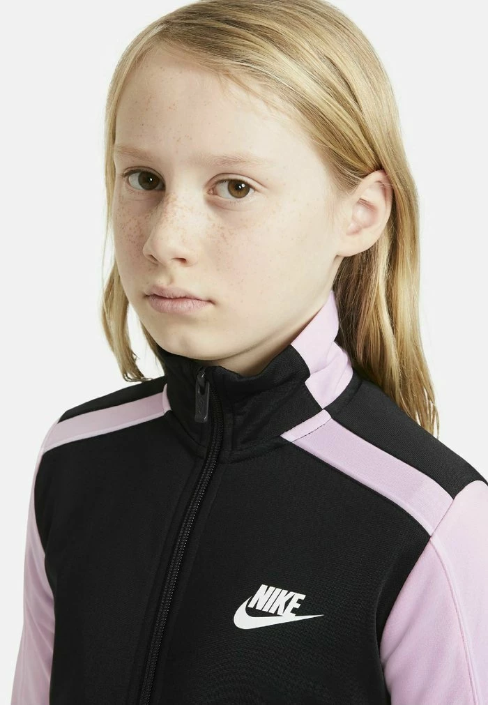 Nike Sportswear FUTURA - Tracksuit - Black Pink Foam White White - Image 6