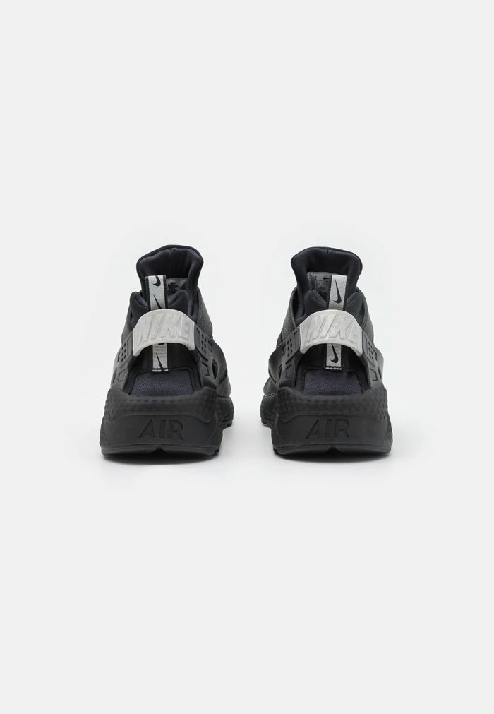 Nike Sportswear AIR HUARACHE TU - Trainers - Black/metallic Silver - Image 3