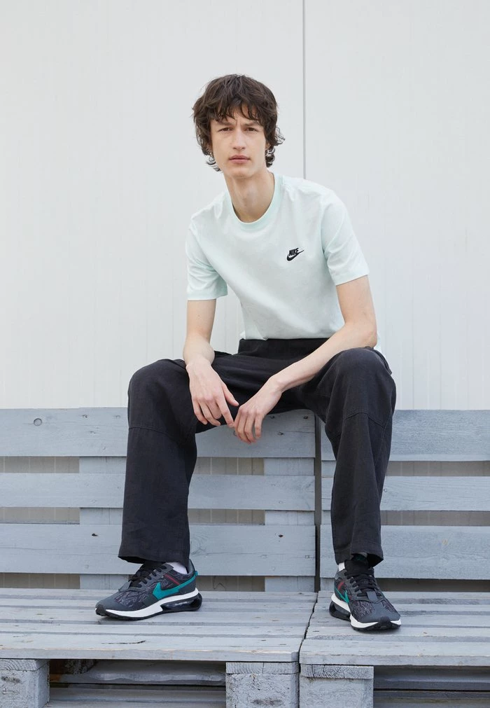 Nike Sportswear AIR MAX DAY - Trainers - Black/fresh Water/anthracite/iron Grey/summit White/university Red - Image 3