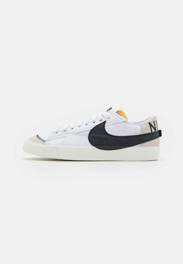 Nike Sportswear BLAZER '77 JUMBO - Trainers - White/black/sail/volt/team Orange - Image 2
